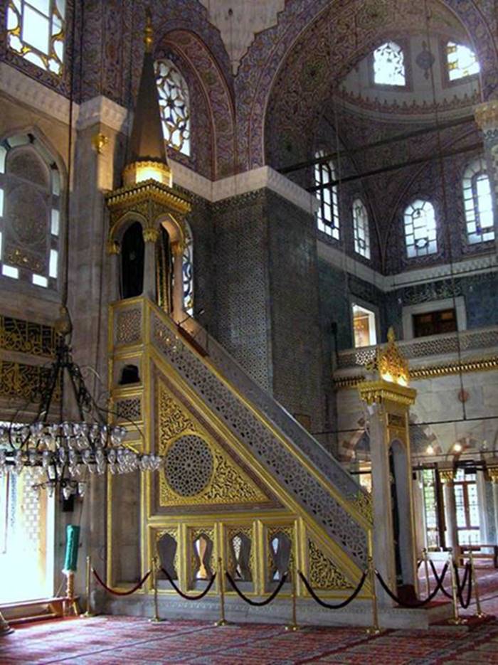 المسجد الازرق من الداخل